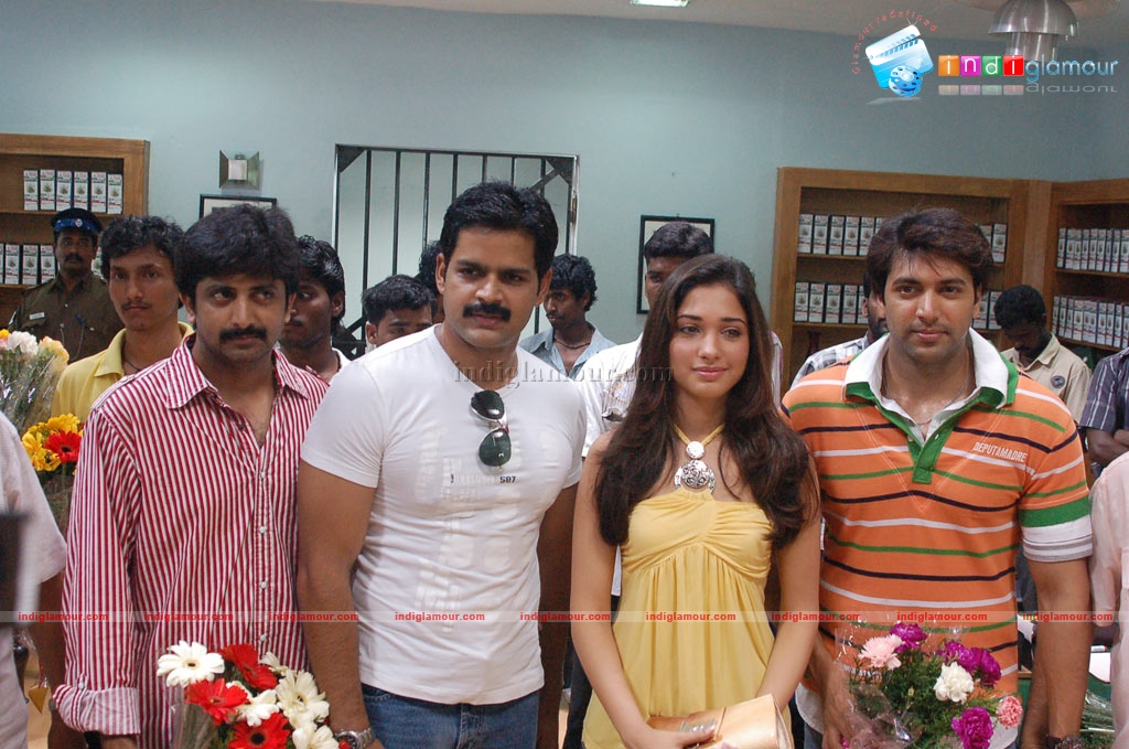 Thillalangadi Movie Launch Event hd photo